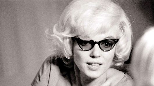 Marilyn Monroe in cat eye glasses